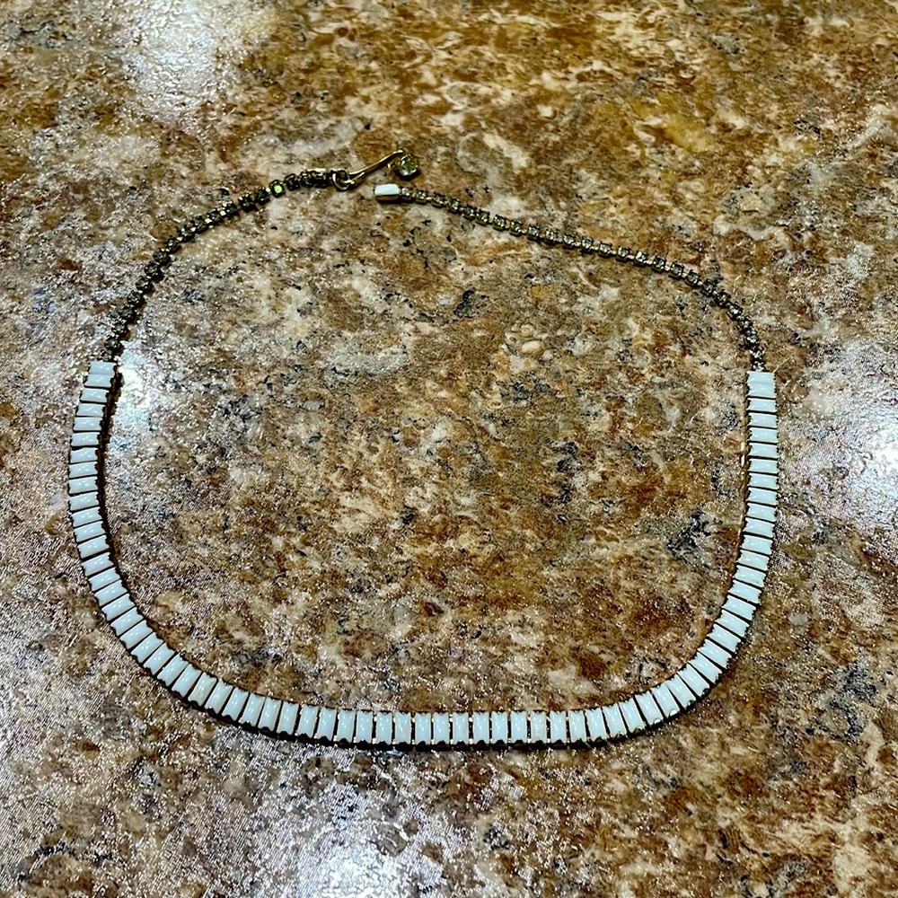 White and Gold vintage necklace